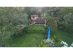 F0350. VENDO! Finca ubicada en Llanogrande con un área de 39.000 mt2