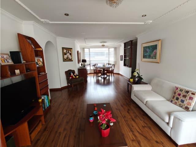 VENTA APTO CALLEJA BAJA EDIFICIO AUTOMATIZADO 119 Mts