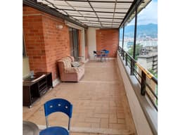 Apartamento en venta en El Poblado Las Palmas Medellin