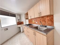 VENDO APARTAMENTO EN SABANETA, CERCA A MAYORCA, SIN ASCENSOR, PISO 5