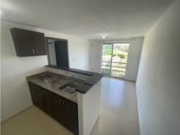 VENDO APARTAESTUDIO CON PARQUEADERO CUBIERTO Y CUARTO UTIL