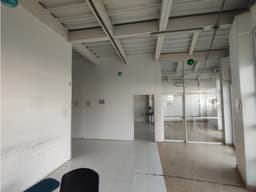LOCAL DE 1000 M2 CON BODEGA EN ARRIENDO - MONTERIA