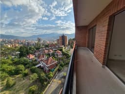 VENDO APARTAMENTO EN EL POBLADO, cerca de Las Palmas.